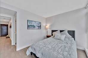 HostlyStays Luxury Suites