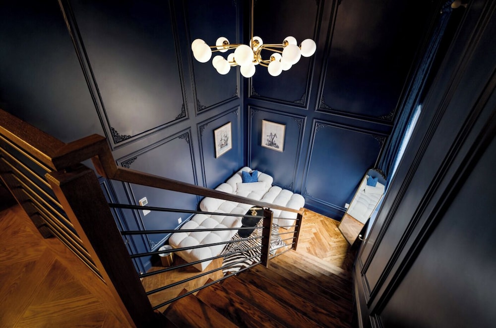The Highliner Hotel