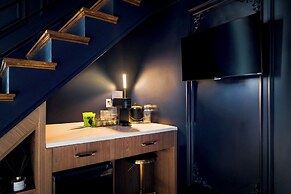 The Highliner Hotel