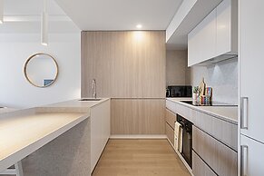 Spacious 2-bed Apartment in North Fremantle