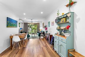 Seaside Serenity: Charming 2-bedroom Getaway