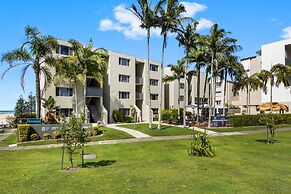 Oceanfront 3-bed Retreat With Pool-steps to Beach