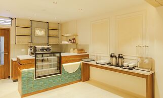 Olwen Suites