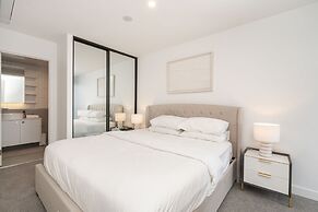 Modern 2-bed Apartment With Premium Amenities