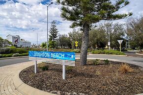 Cosmopolitan 1-bed - Fremantle Beach Front
