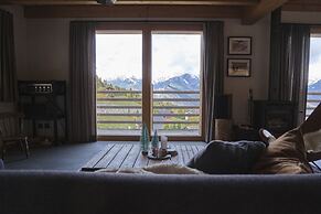 Beautiful Luxury Chalet Veyon With Incredible Views