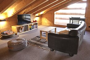 Beautiful Luxury Chalet Veyon With Incredible Views