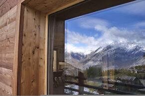 Beautiful Luxury Chalet Veyon With Incredible Views