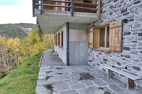 Beautiful Luxury Chalet Veyon With Incredible Views