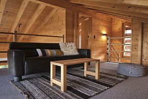 Beautiful Luxury Chalet Veyon With Incredible Views