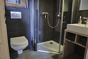Beautiful Luxury Chalet Veyon With Incredible Views