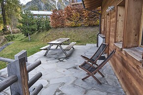 Beautiful Luxury Chalet Veyon With Incredible Views