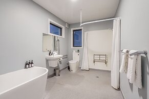 Woolshed Suites