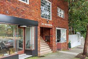 Light-filled Studio Near Rushcutters Bay Park