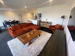 Lot 7 - Studios & Apartments