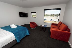 Lot 7 - Studios & Apartments