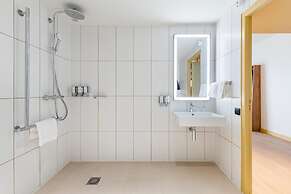 Hampton by Hilton Bordeaux Merignac Airport
