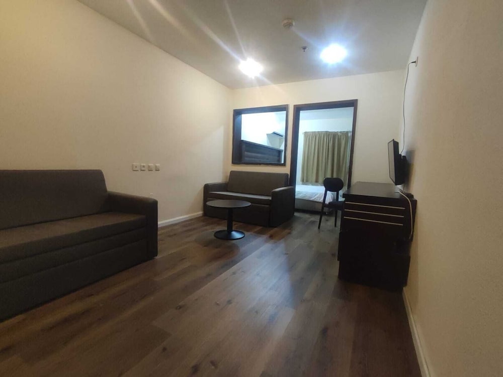 king shaul hotel