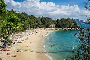 Bright 2-bed Flat With Balcony in Vaucluse