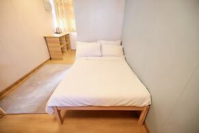 Runway 1331 - Enlight Youth Hostel