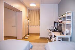 Runway 1331 - Enlight Youth Hostel