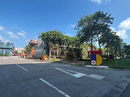 Runway 1331 - Enlight Youth Hostel