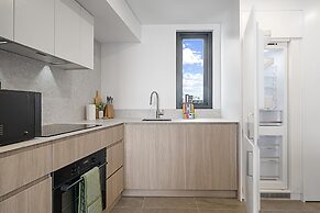 Bright 1-bedroom Escape With Private BBQ