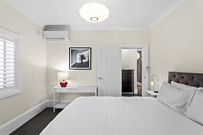 Comfy 2-bed Apartment With A/C Throughout