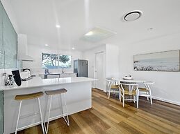 Spacious 2-bed Townhouse With BBQ
