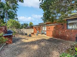 Spacious 2-bed Townhouse With BBQ