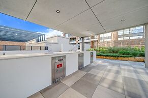 Spacious 1-bed Apartment With Gym, BBQ & Parking
