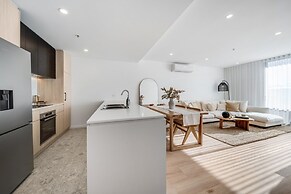 Spacious 1-bed Apartment With Gym, BBQ & Parking