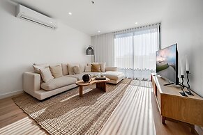 Spacious 1-bed Apartment With Gym, BBQ & Parking