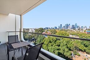 City Views & Inner-north Cool at Your Door