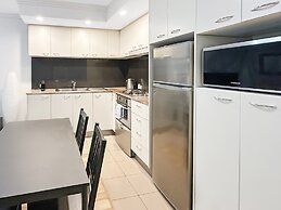 2-bed City Apartment With Gym