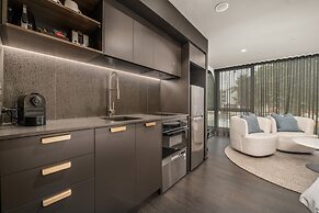 Cosy Braddon Studio With BBQ Area