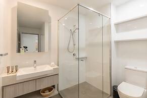 Best Location 2-bed With Gym, Pool 7-min From CBD
