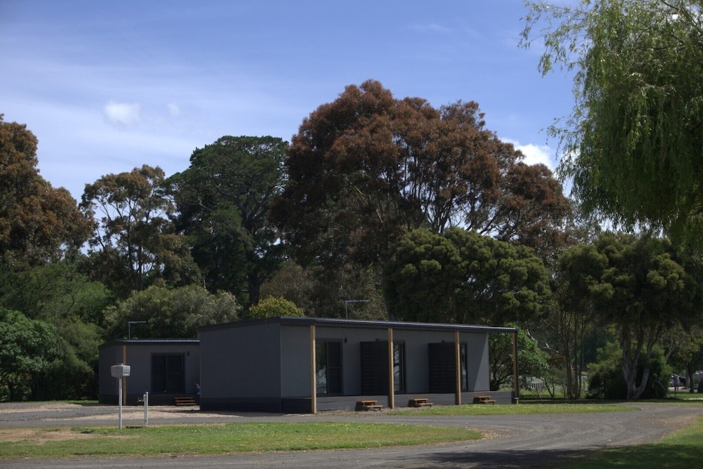 Lake Colac Holiday Park