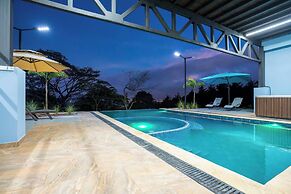 La Parada House 25