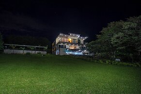 La Parada House 25