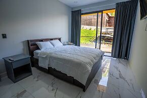 La Parada House 25