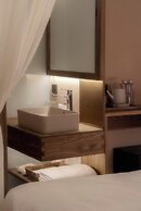 Shishe Spring Designer Homestay
