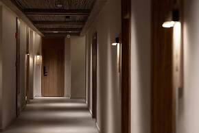 Shishe Spring Designer Homestay