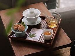 Shishe Spring Designer Homestay