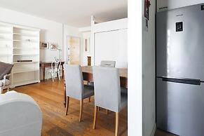 Delightful Family Flat with Terrace