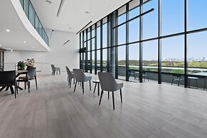 Generous 2-bed Apartment With Great Amenities