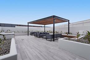 Generous 2-bed Apartment With Great Amenities