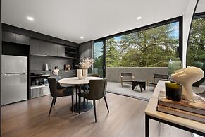 Immaculate Braddon Studio With Accessible Bathroom