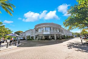 Beachfront 3-bed With Pool & Stunning Ocean Views