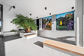 Stylish 2-bed Apartment in Canberra CBD